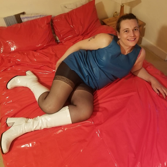 Meet your Posher, Flo - Picture 6 of 11